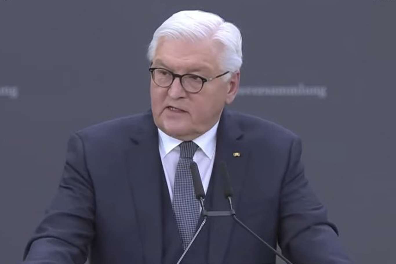 Steinmeier yeniden Almanya'nın cumhurbaşkanı oldu Steinmeier yeniden Almanya'nın cumhurbaşkanı oldu